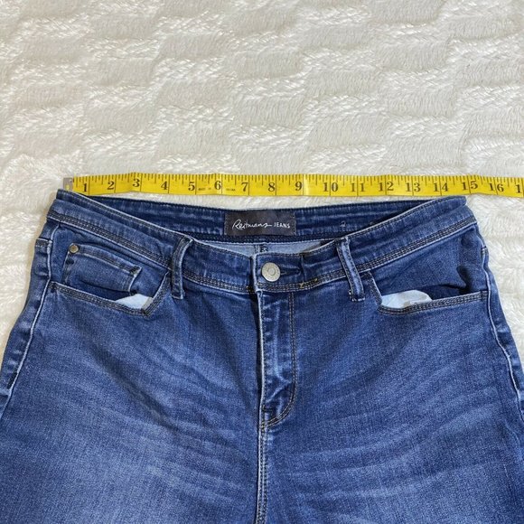 Reitmans Women's Size 30 Mid Rise Strait Leg Jeans - Picture 6 of 11